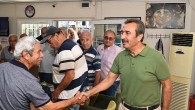 Çukurova Belediye Başkanı Soner Çetin emeklilerle sohbet etti