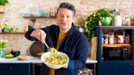 “Jamie Oliver ile Bütçe Dostu Yemekler” yeni bölümleriyle 24Kitchen ekranlarında!