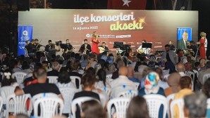 Antalya Büyükşehir’in ilçe konserleri coşkuyla devam ediyor