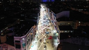 Zeytinburnu 58. Bulvar Caddesi Ramazan’da Işıl Işıl