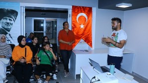 Antalya Büyükşehir gençlere yurtdışı değişim fırsatlarını anlattı