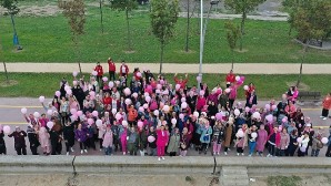 “Meme Kanseri Farkındalık Ayı” kapsamında Kocaelili kadınlar sabah yürüyüşü