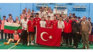 15 yaş altı badminton millilerimiz balkan şampiyonu oldu