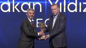 fonbulucu “Türkiye’nin En Aktif Kitle Fonu” ödülünü Cumhurbaşkanı’nın elinden aldı