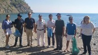 Türkiye’nin en önemli turizm merkezlerinden olan Kemer’de kıyı temizliği yapıldı