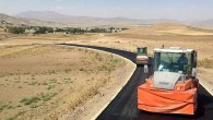 Van büyükşehir belediyesi özalp’te 14 km asfalt çalışması yapıyor