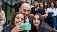 İzmir Büyükşehir Belediye Başkanı Tunç Soyer Gençlere başka sürprizlerimiz de var