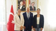 Türkiye’nin gururu Egeli Yüzücülerden Rektör Prof. Dr. Budak’a ziyaret