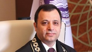 AYM Başkanlığı’na yeniden Zühtü Arslan seçildi