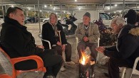 Başkan Abdullah Özyiğit, geceyi vatandaşlarla geçirdi