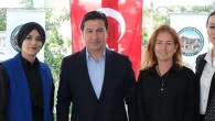 Bodrum Belediye Başkanı Ahmet Aras, ilçede faaliyet göstermeye başlayan Bodrum Karslılar Kültür ve Dayanışma Derneği’ni ziyaret etti