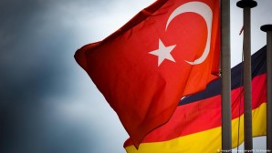Alman siyasilerden Türkiye’ye İsveç ve ekonomi uyarısı