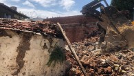 Balbey Mahallesi’nde metruk yapılar yıkıldı