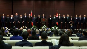Cumhurbaşkanı Erdoğan yeni kabinesini açıkladı
