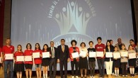 İzmir İl Milli Eğitim Müdürlüğünün “Geleneksel Taçlanan Başarılar Gala Töreni” İzmir İktisat Kongresi Binasında Gerçekleştirildi