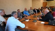 Kemer Belediyesi Gönüllü Halk Korosu’ndan Başkan Topaloğlu’na teşekkür ziyareti