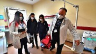 Eşrefpaşa Hastanesi’nin evde bakım ekipleri 18 bin kişiye derman oldu