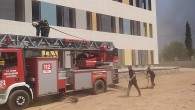 Aydın Büyükşehir Belediyesi İtfaiyesi İnşaatı Devam Eden Şehir Hastanesi’nde Çıkan Yangını Söndürdü