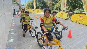 İstanbullu çocuklar, Eti Sarı Bisiklet ile buluşuyor!