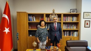 Üsküdar Kaymakamı, Üsküdar Üniversitesi Rektörü’nü ziyaret etti. Öğrencilerin konforu için üniversite ve kaymakamlık birlikte çalışacak