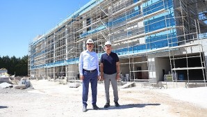Başkan Altay ve Başkan Kavuş Yaka Sosyal Tesisleri inşaatını inceledi