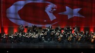 Sabancı Topluluğu, Cumhuriyet’in 100’üncü yılını Şef Cem Mansur yönetiminde Türkiye Gençlik Filarmoni Orkestrası ile kutladı