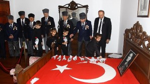 Avcılar’da Atatürk’ün ölüm yıl dönümünde “Zaman Kapsülü”