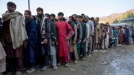 Pakistan 200 bin Afgan sığınmacıyı sınır dışı etti
