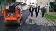 Karabağlar’da asfaltlamalar aynı hızla devam