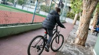 Karşıyaka’da çocuklar hayallerindeki bisikletlere kavuştu