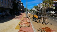 Turgut Reis ve Güllük caddelerinin kaldırımları yenileniyor