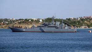 Ukrayna Kırım’da Rus savaş gemisini vurdu