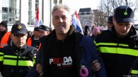 Hollanda’da Kur’an yakma girişimi protestolara neden oldu